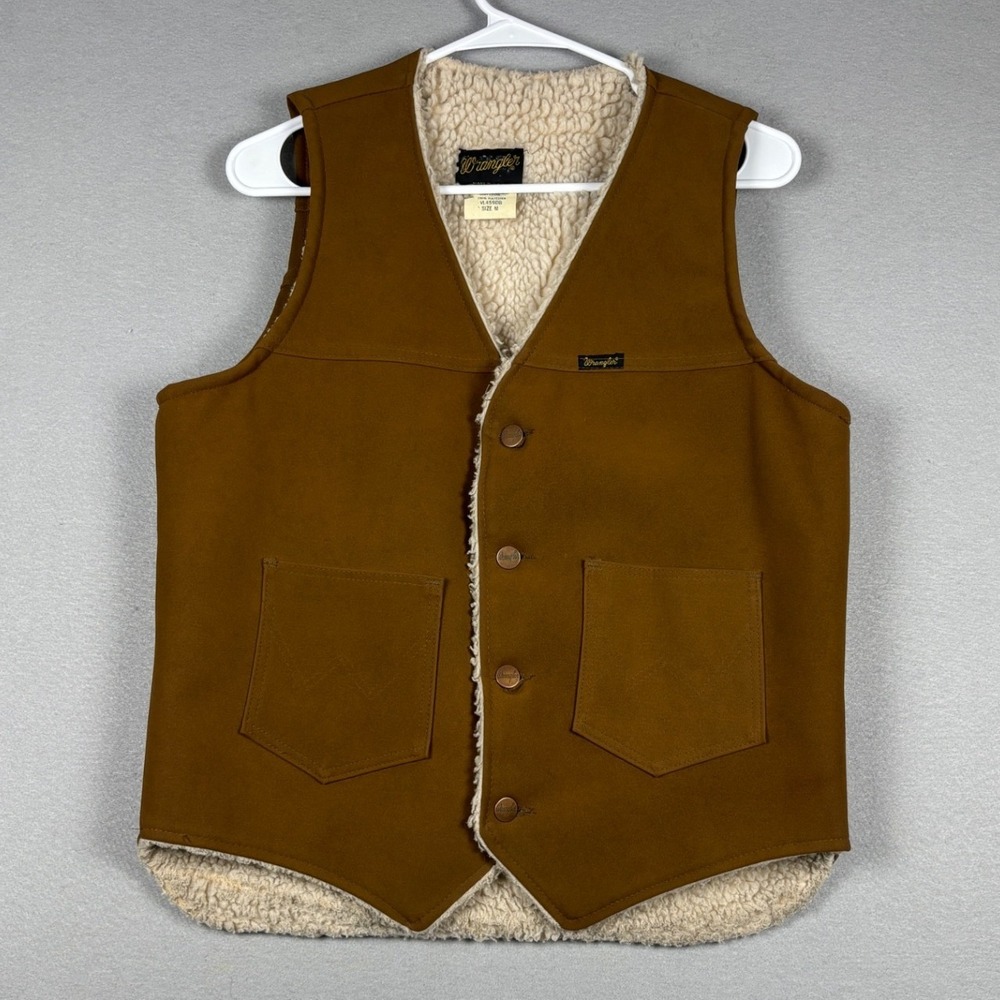 Vintage Wrangler Sherpa Lined Western Vest Size M Brown Faux Suede Made In USA